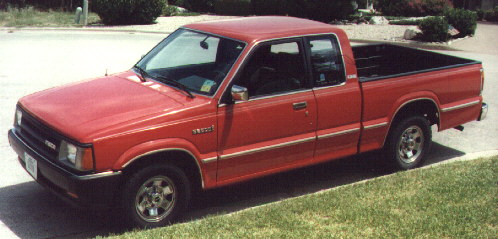 Image of 1990 Mazda B2600i Extended Cab PU